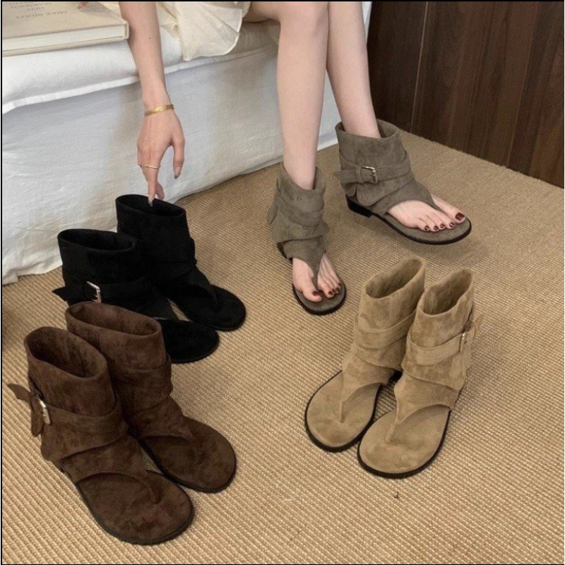 Street Fashion Trends - 2025 Frühling Zehenclip-Flachsandalen Sommer Mode-Trend Hosenbein-Stiefel