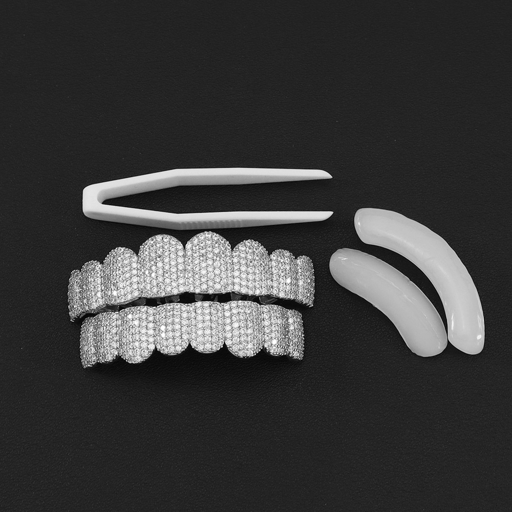 Street Fashion Jewelry - Versilberte, vollständig mit Zirkonia besetzte Zahn-Grillz