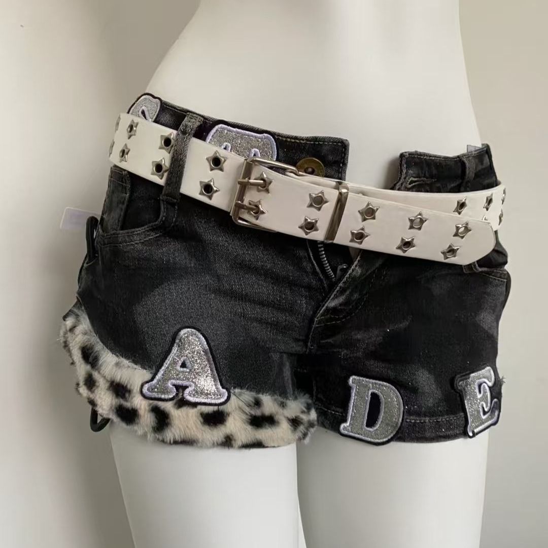 Street Fashion Harajuku - Y2k Gestickte Patch Denim Shorts Frau