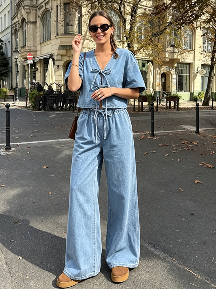 Street Fashion Jeans Women - Lässiges Kurzarm-V-Ausschnitt-Oberteil mit Schnürung und High-Waist-Jeans