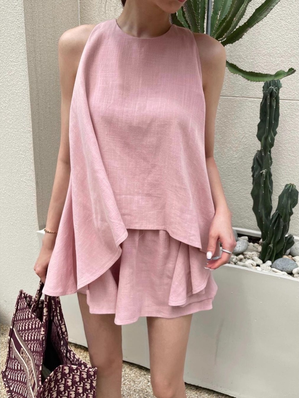 Modische Ärmellose Weste mit W – Street Fashion Now Bewertung und Preis