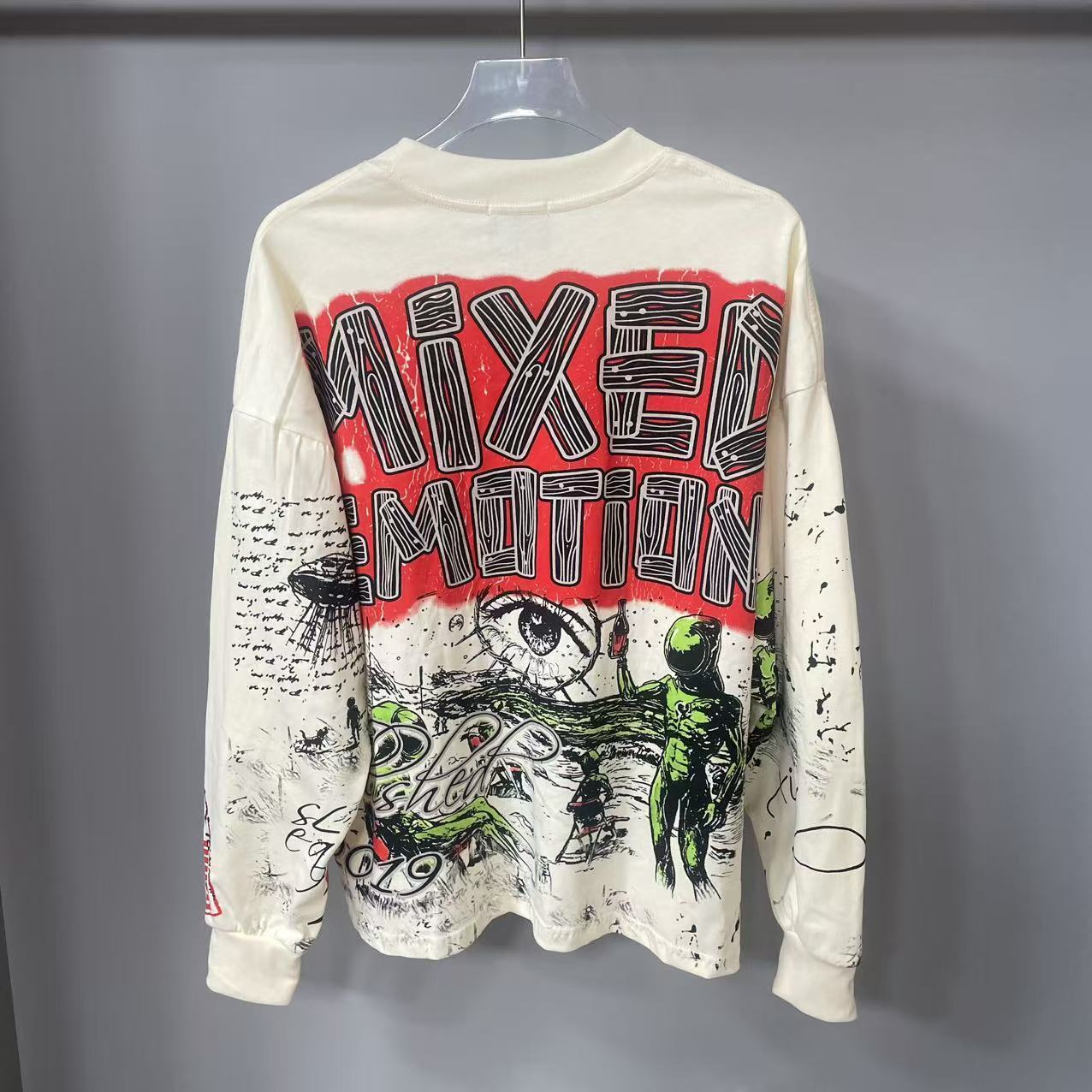 Hochwertiges Designer MIXED-EM – Street Fashion Types Bewertung und Preis