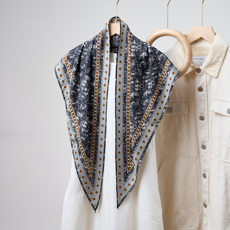 Denim Blue Triangle Schal New  – Bandana Multi Way Bewertung und Preis