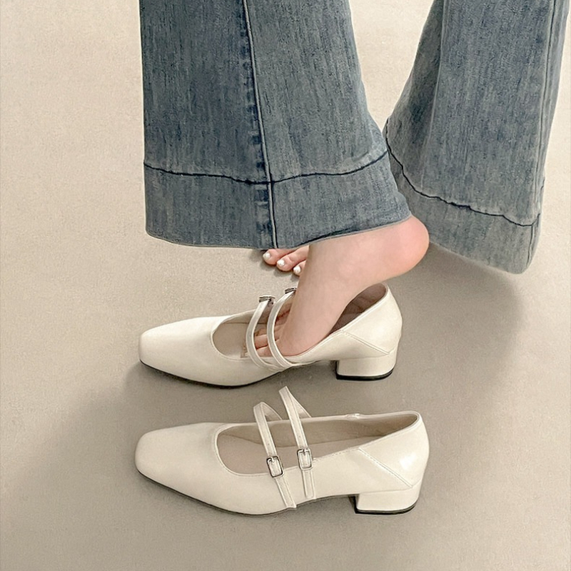 Silberne Mary-Jane-Schuhe für  – Street Fashion Style Bewertung und Preis