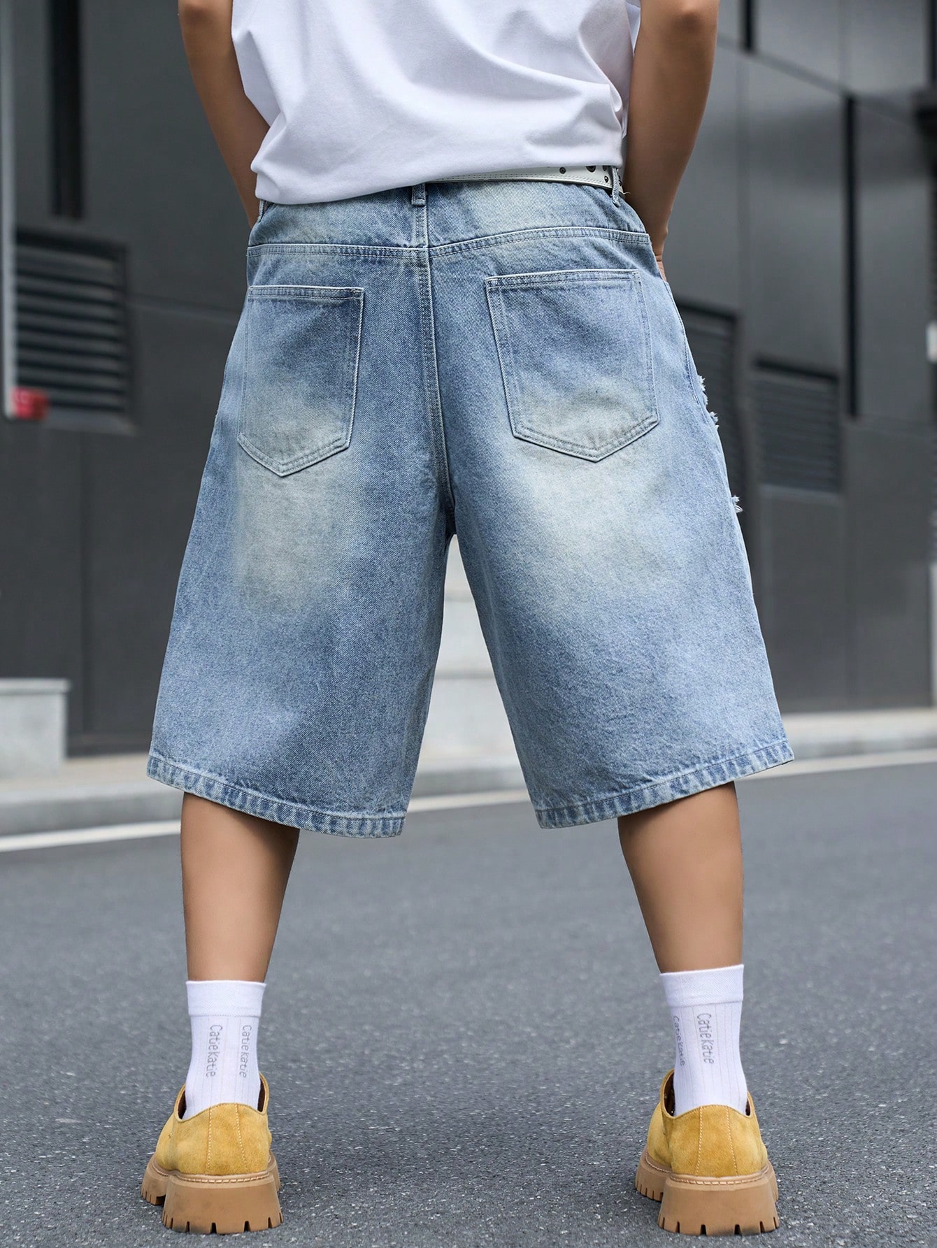 Locker sitzende Denim-Bermudas – Street Fashion Types Bewertung und Preis
